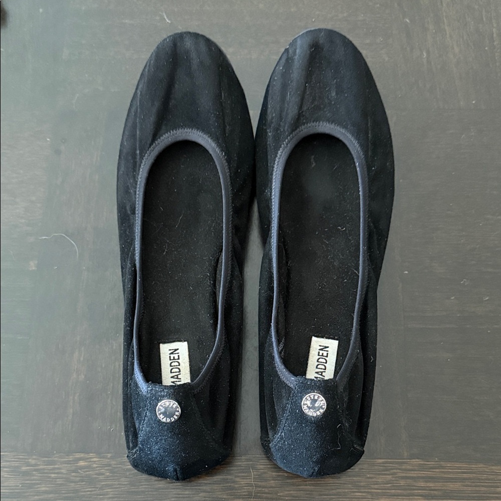 Steve Madden Black Slip-On Rounded Ballet Flats